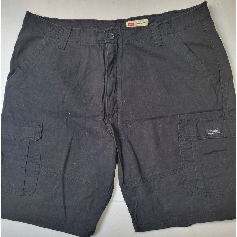 Wrangler Mens Relaxed Fit Cargo Shorts Black Size 40 Utility Workwear 2517